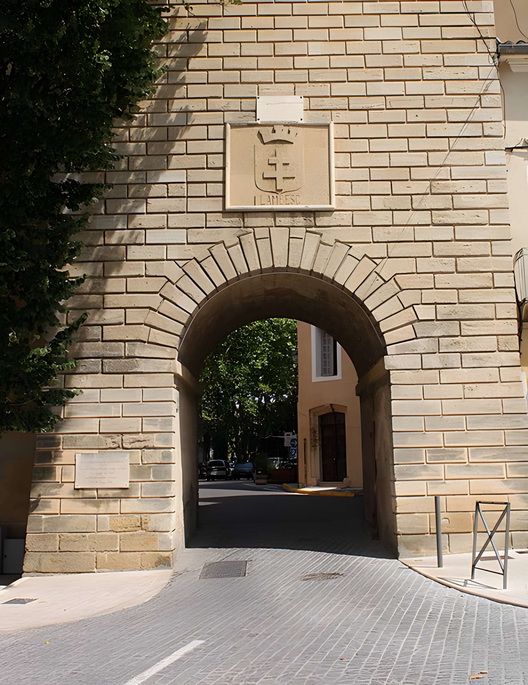 Tour du Jacquemart de Lambesc