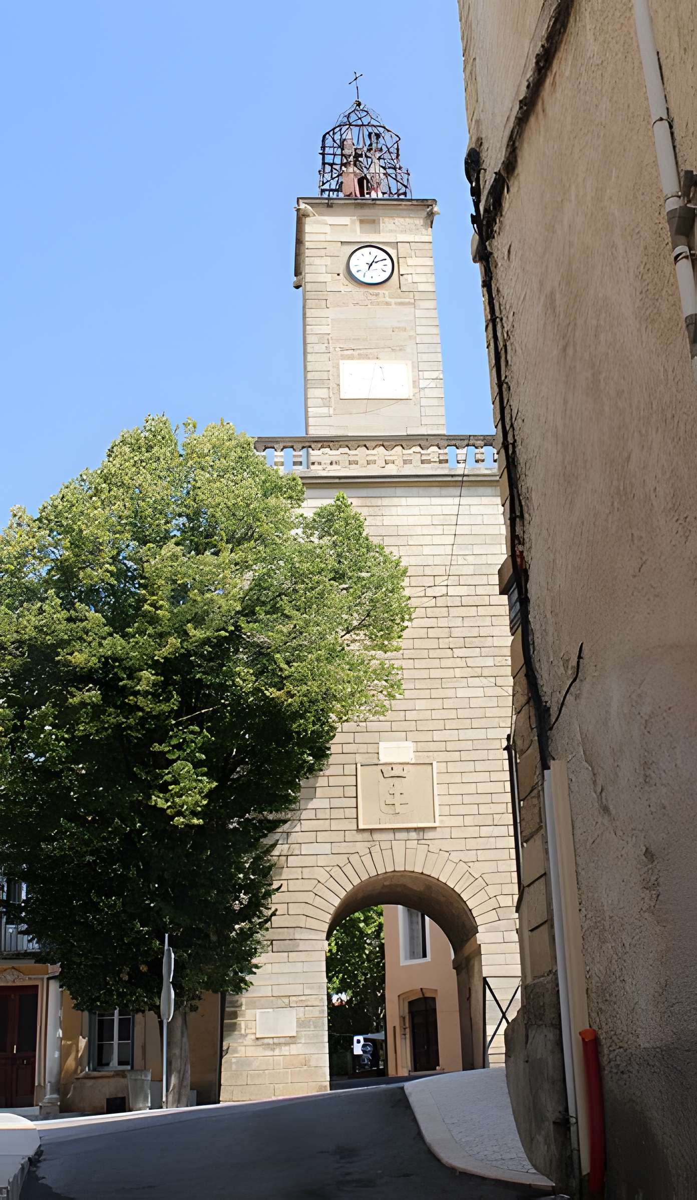 Tour du Jacquemart de Lambesc
