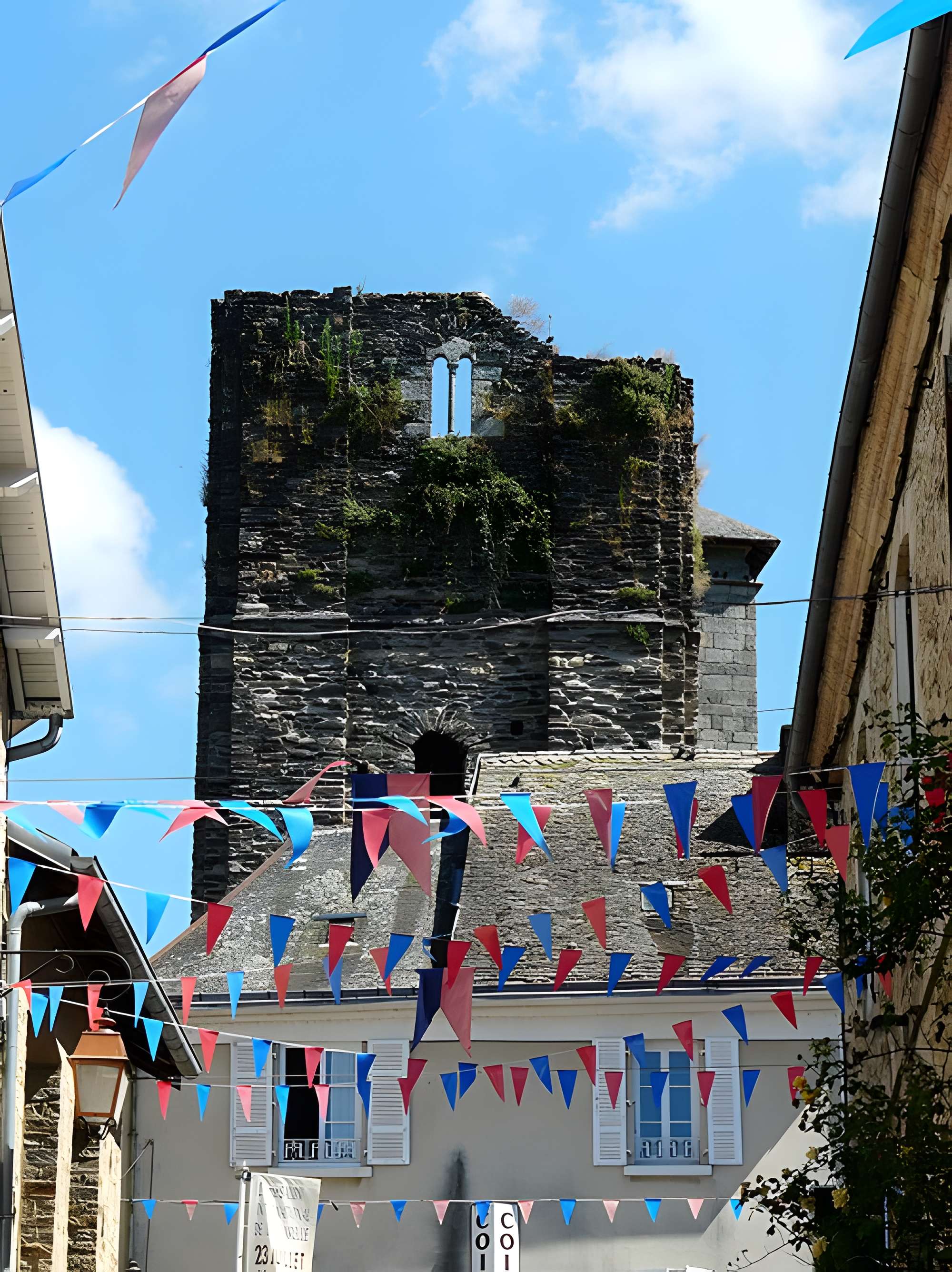 Tour du Plô de Saint-Yrieix-la-Perche