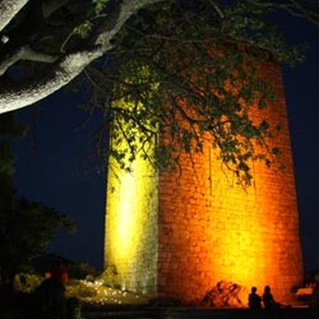 Tour du village du Revest-les-Eaux