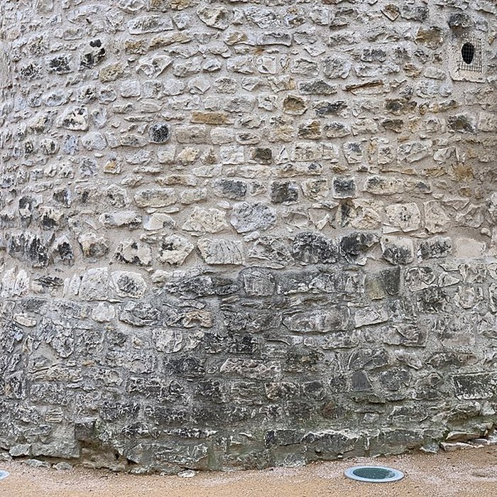 Photo de Tour et remparts de Villefranche-sur-Saône