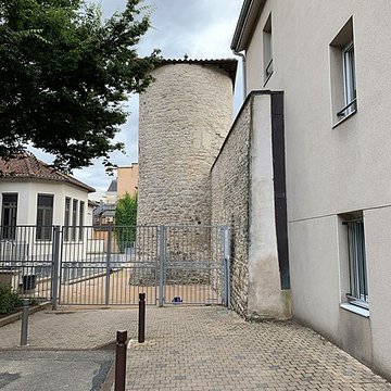 Tour et remparts de Villefranche-sur-Saône