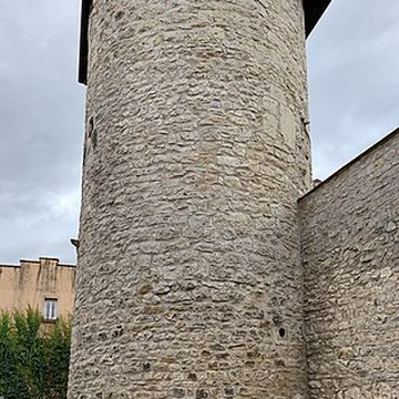 Tour et remparts de Villefranche-sur-Saône