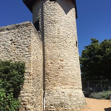 Tour et remparts de Villefranche-sur-Saône