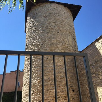 Tour et remparts de Villefranche-sur-Saône
