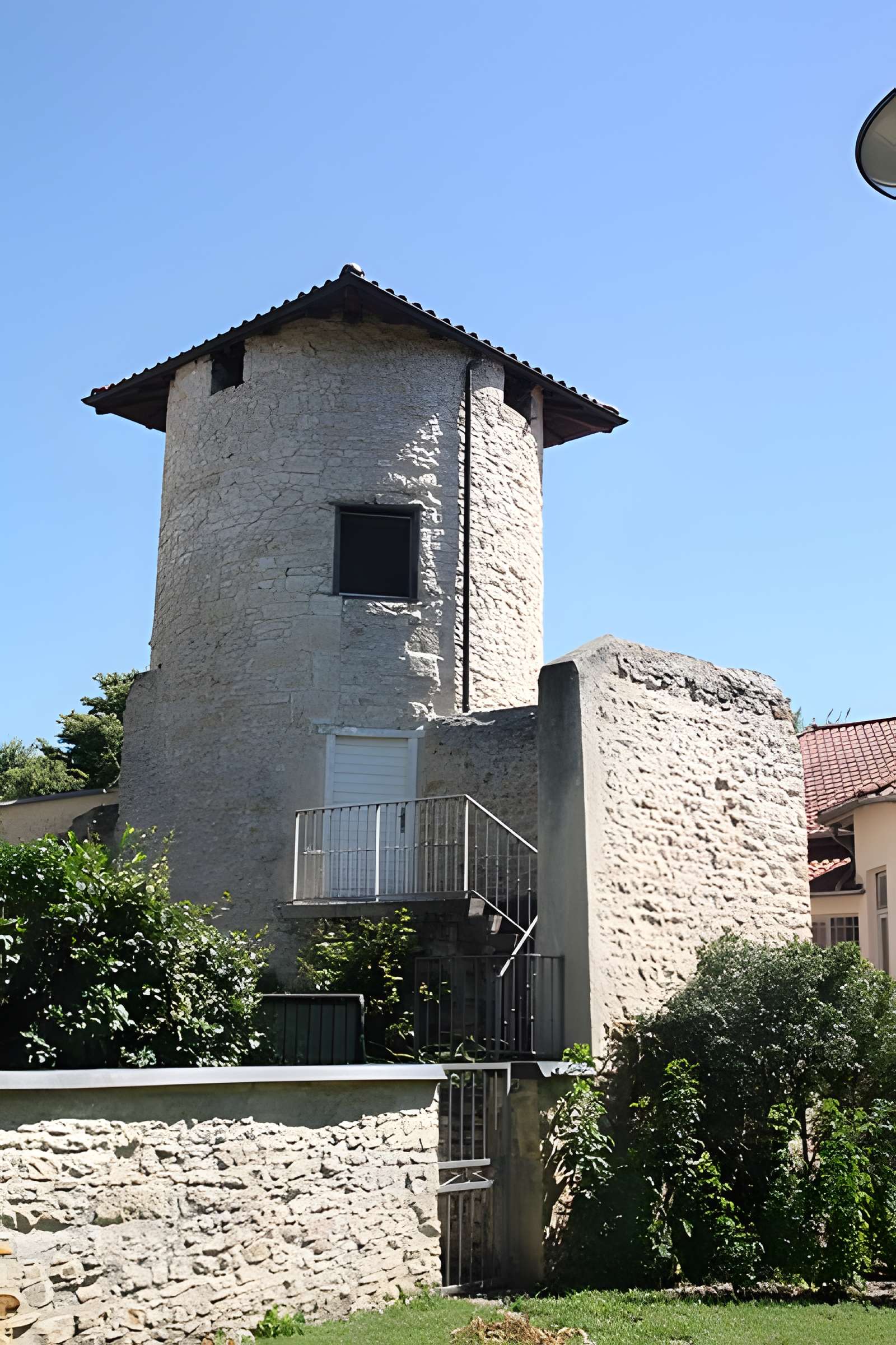 Tour et remparts de Villefranche-sur-Saône