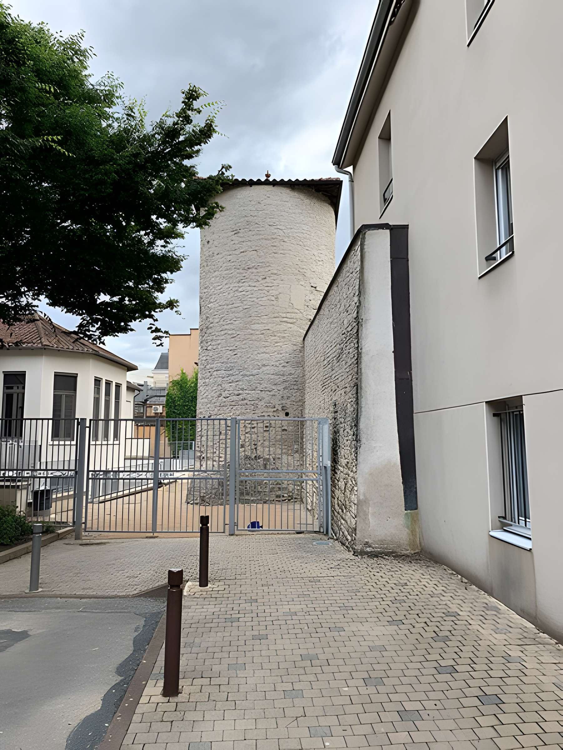 Tour et remparts de Villefranche-sur-Saône