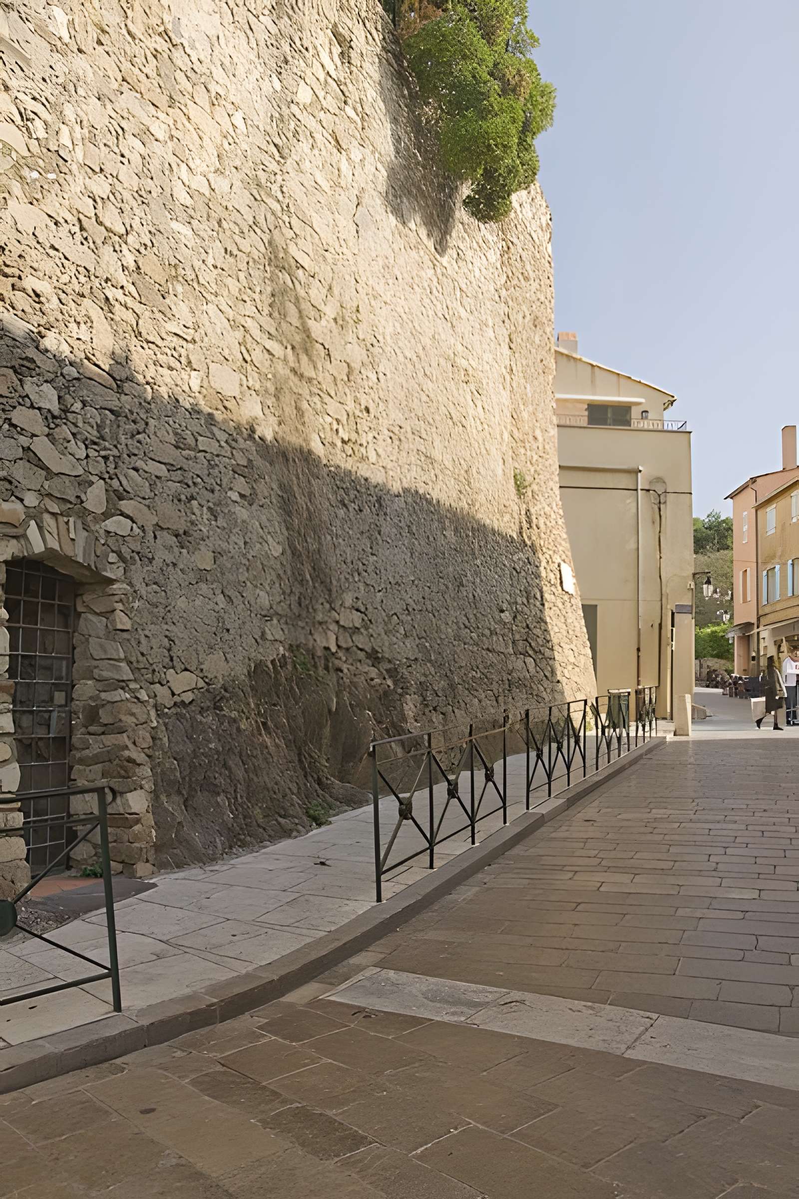 Tour Jarlier de Saint-Tropez