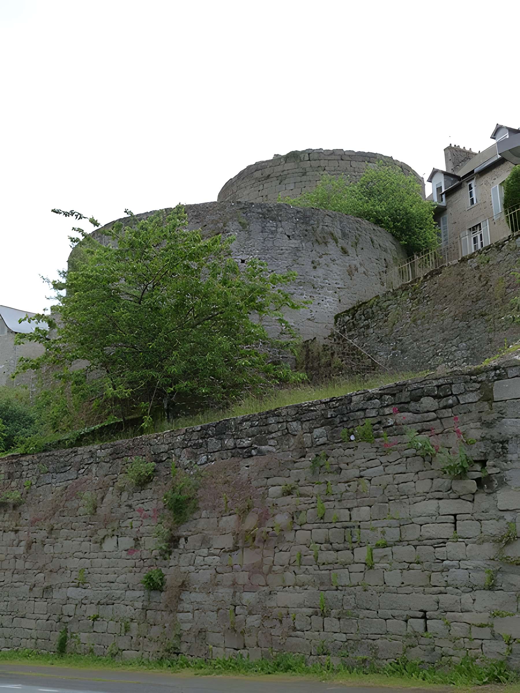 Tour Mognet de Moncontour