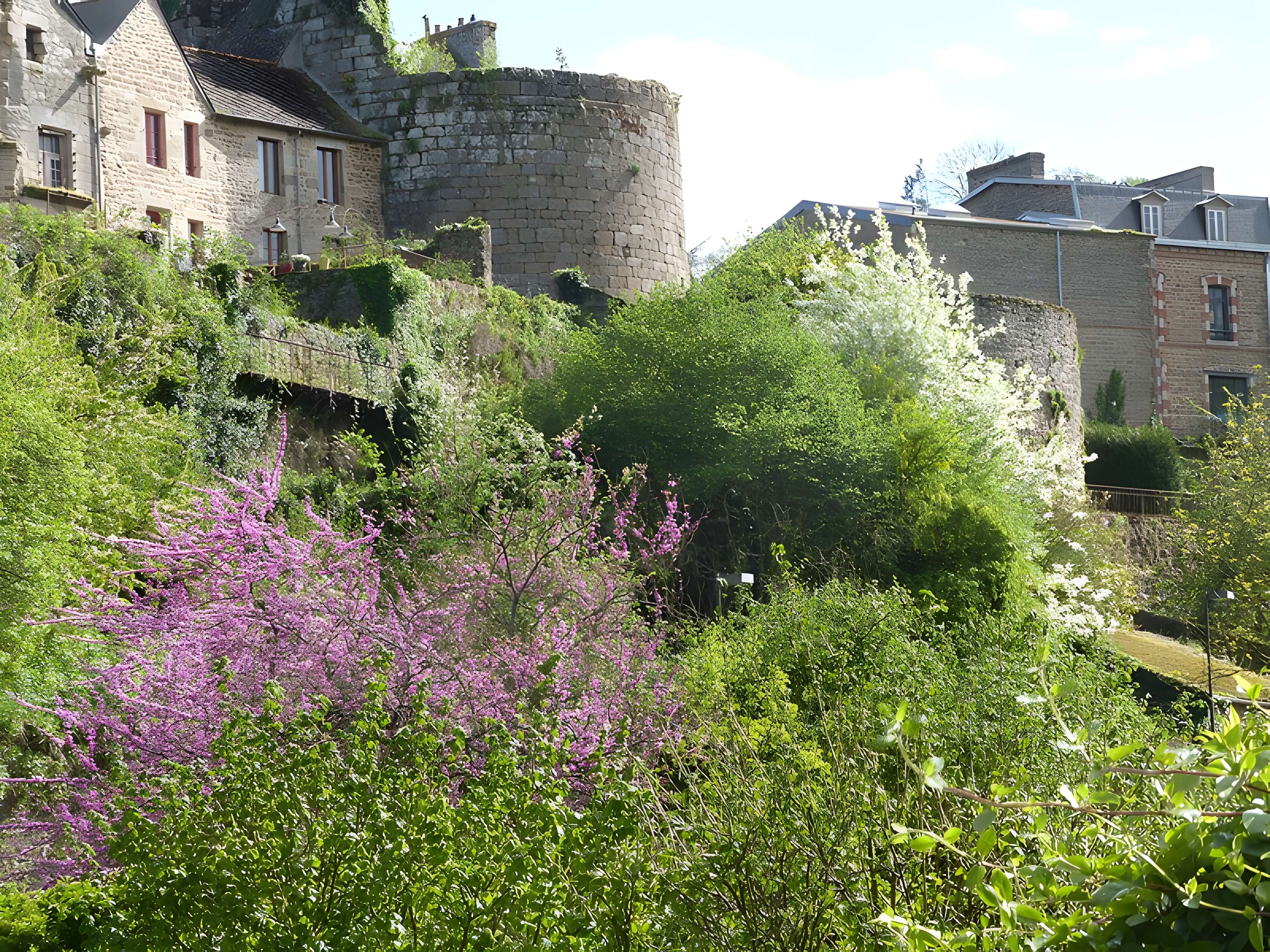 Tour Mognet de Moncontour