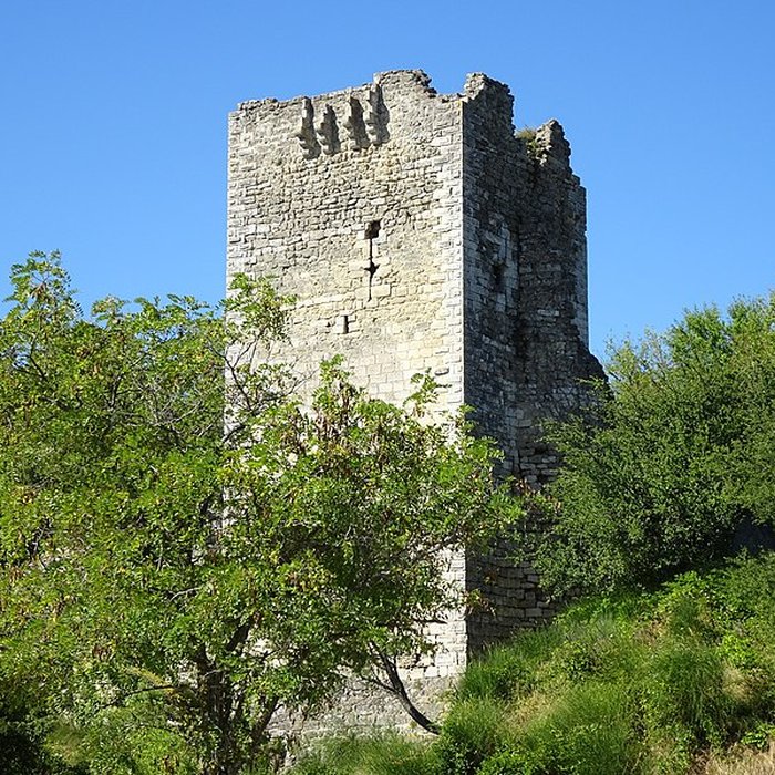 Photo de Tour talutée de Clansayes