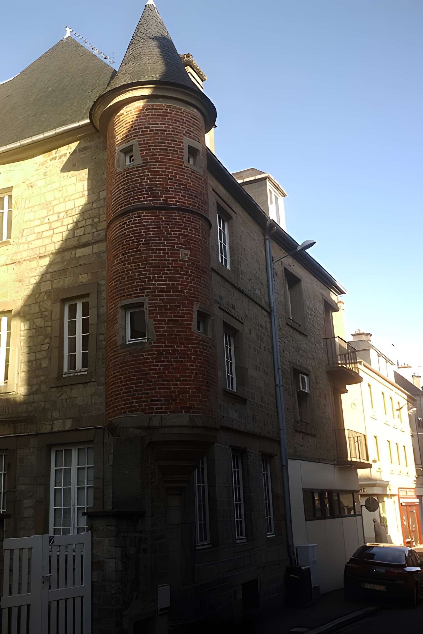 Tourelle de la Rue Geoffroy-Herbert à Coutances