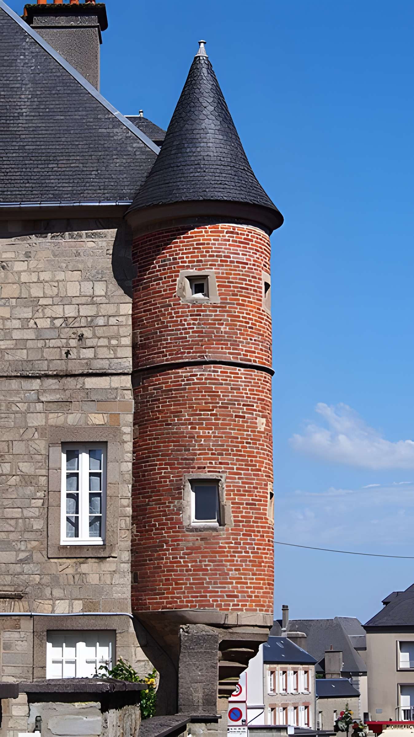 Tourelle de la Rue Geoffroy-Herbert à Coutances