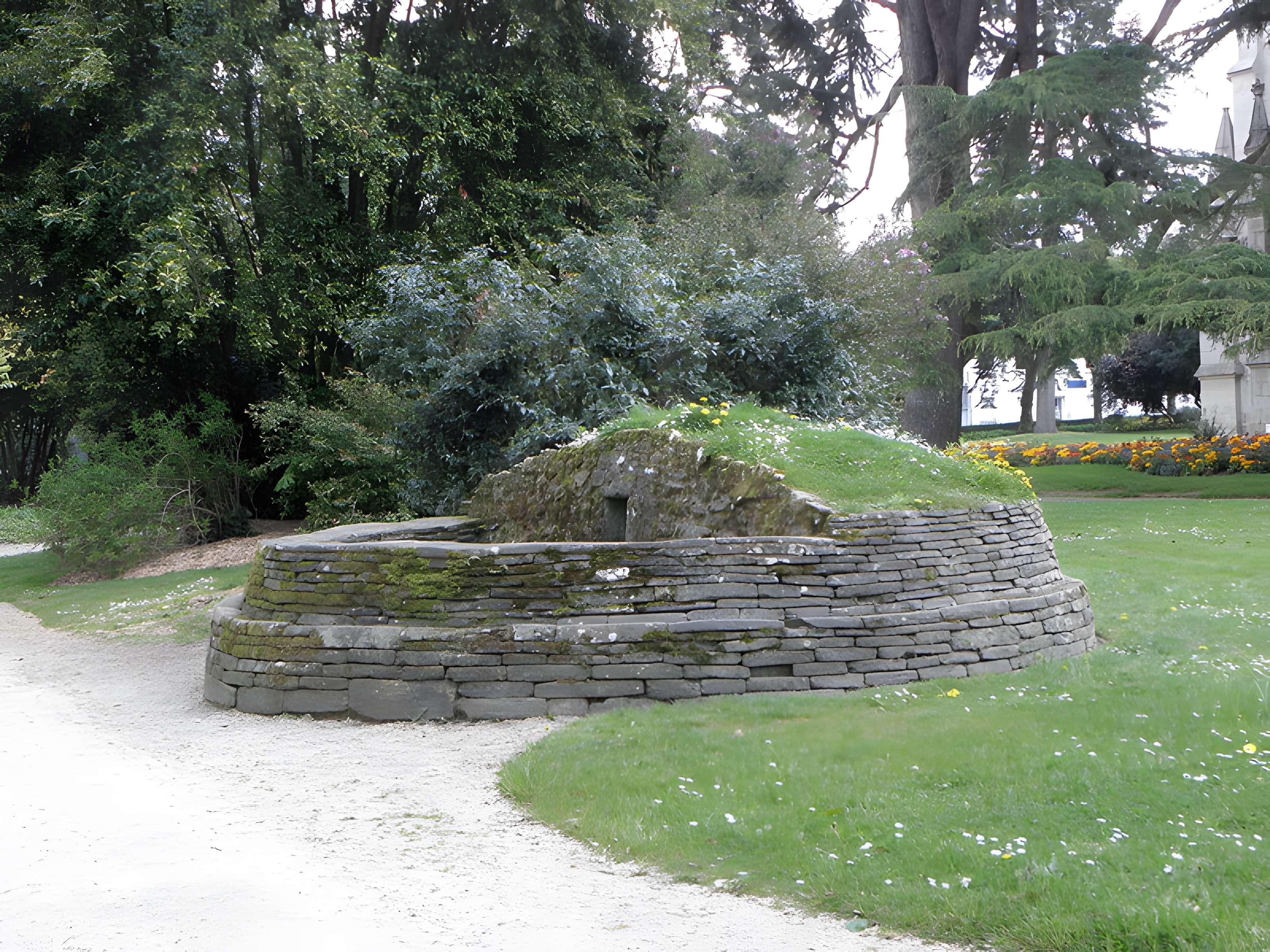 Tumulus de Nillizien à Pontivy