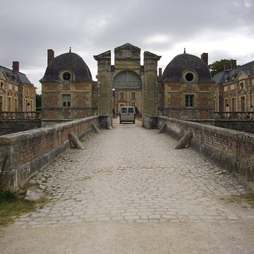 Château de la Ferté-Saint-Aubin