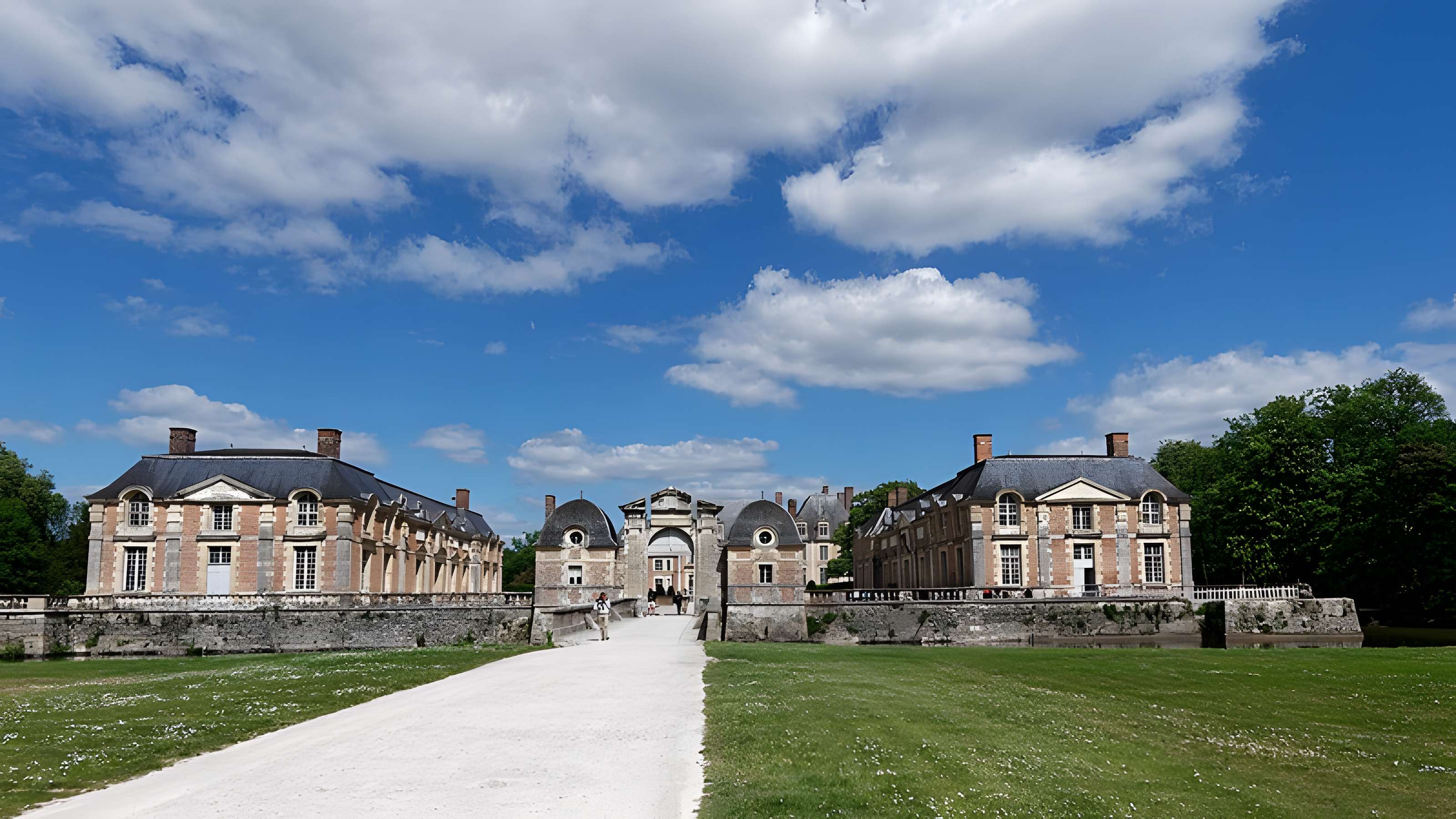 Château de la Ferté-Saint-Aubin