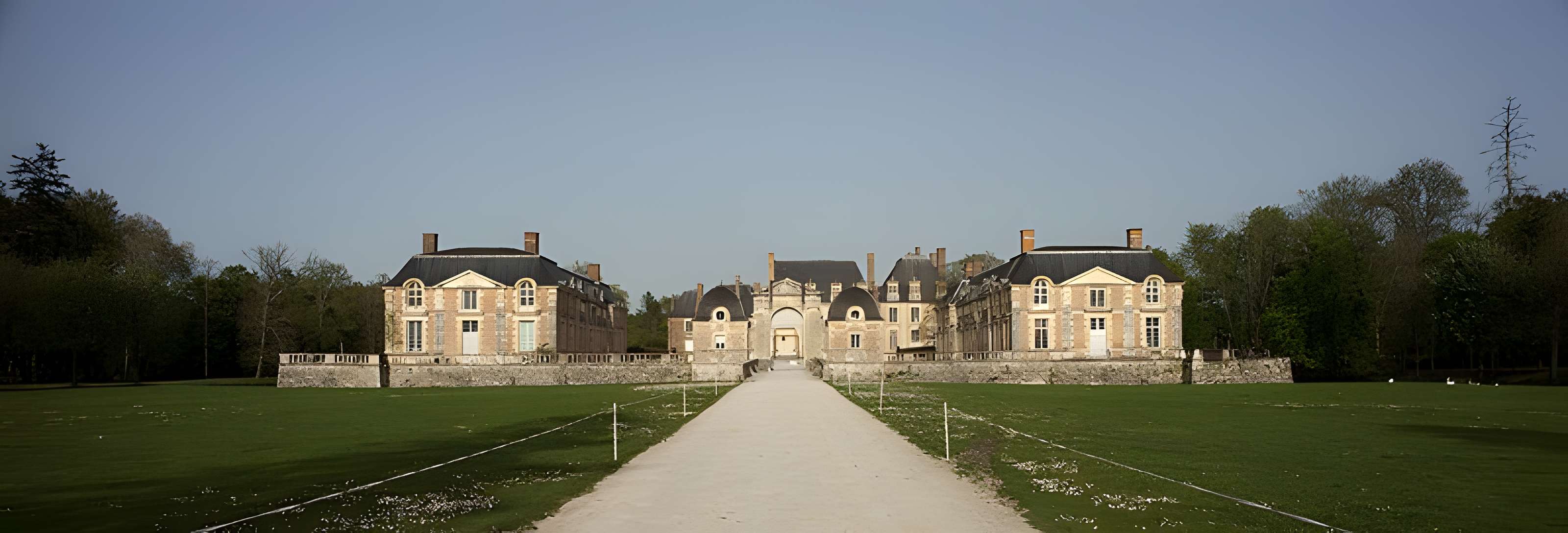 Château de la Ferté-Saint-Aubin