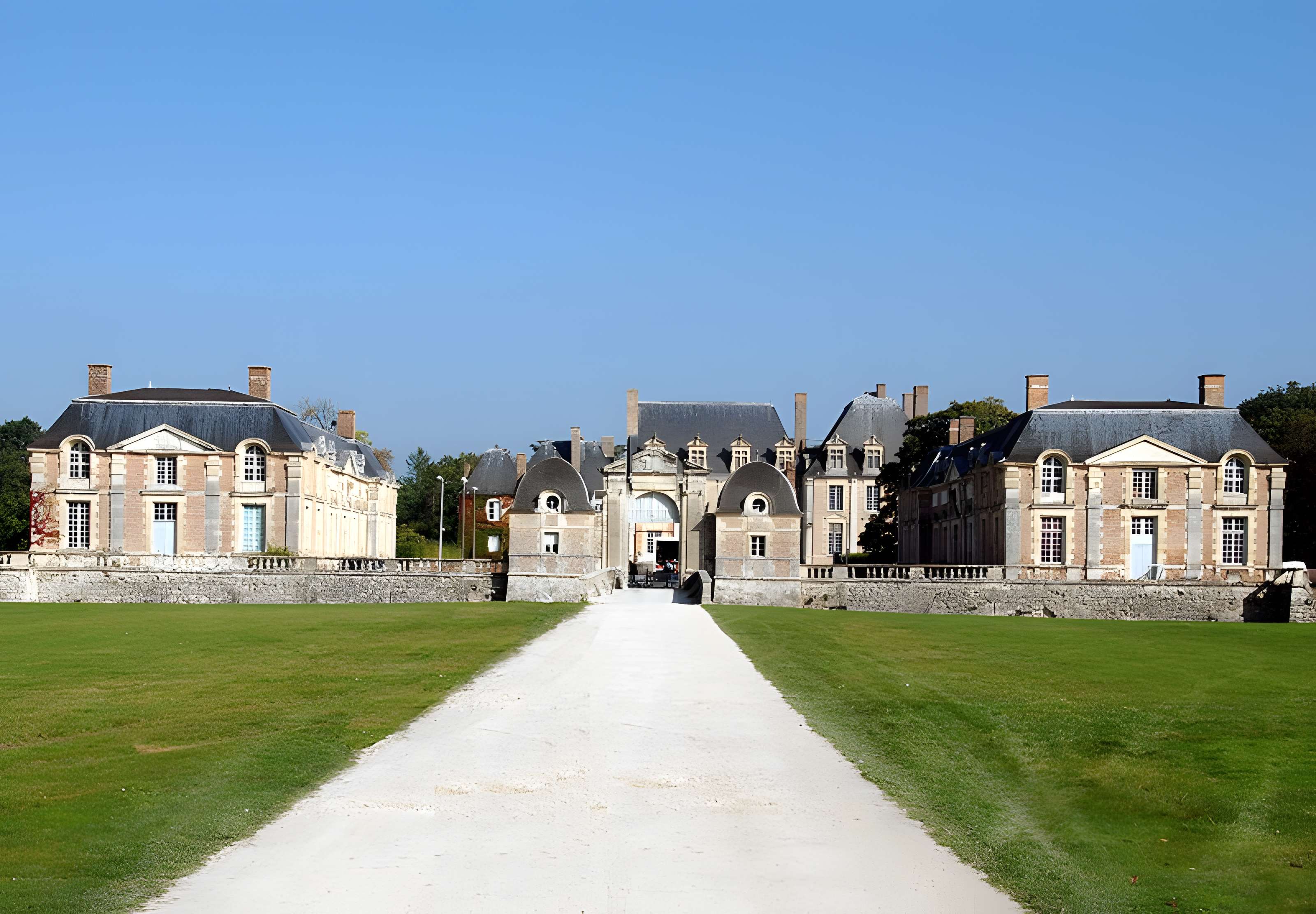 Château de la Ferté-Saint-Aubin