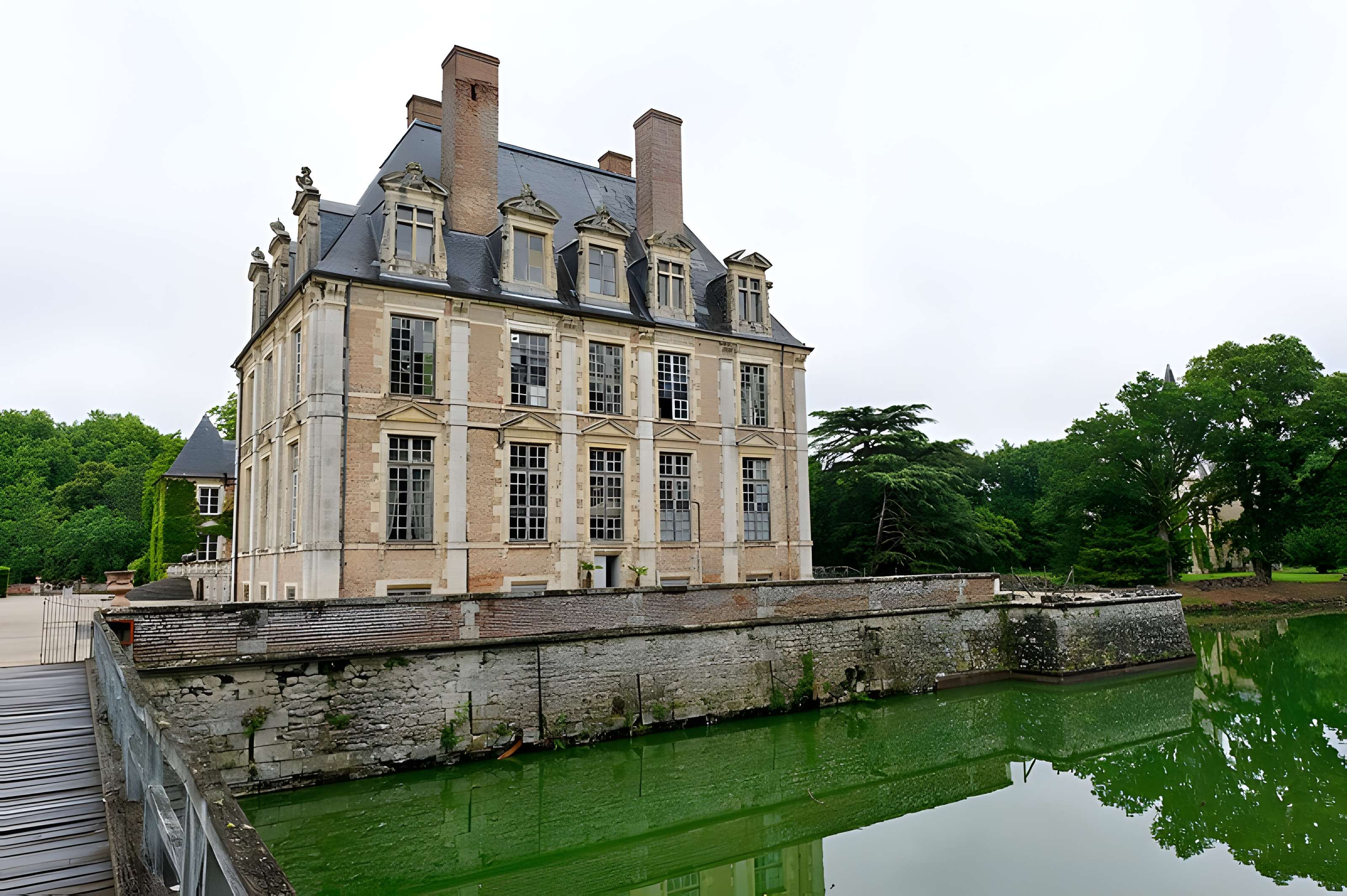 Château de la Ferté-Saint-Aubin