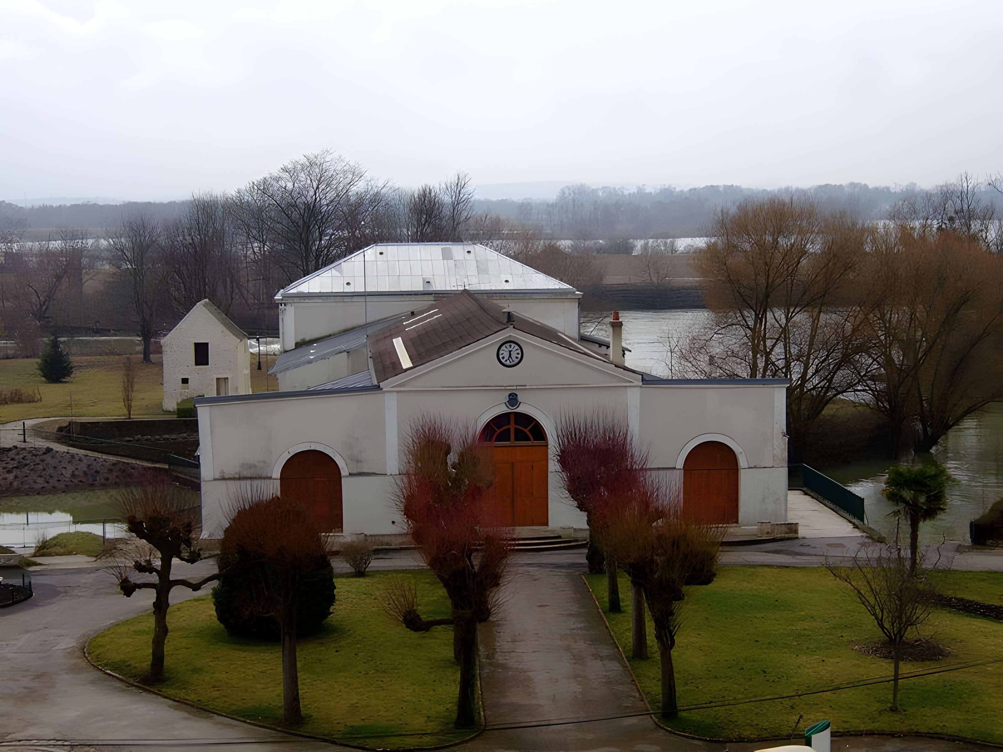 Usine élévatoire des eaux à Trilbardou 