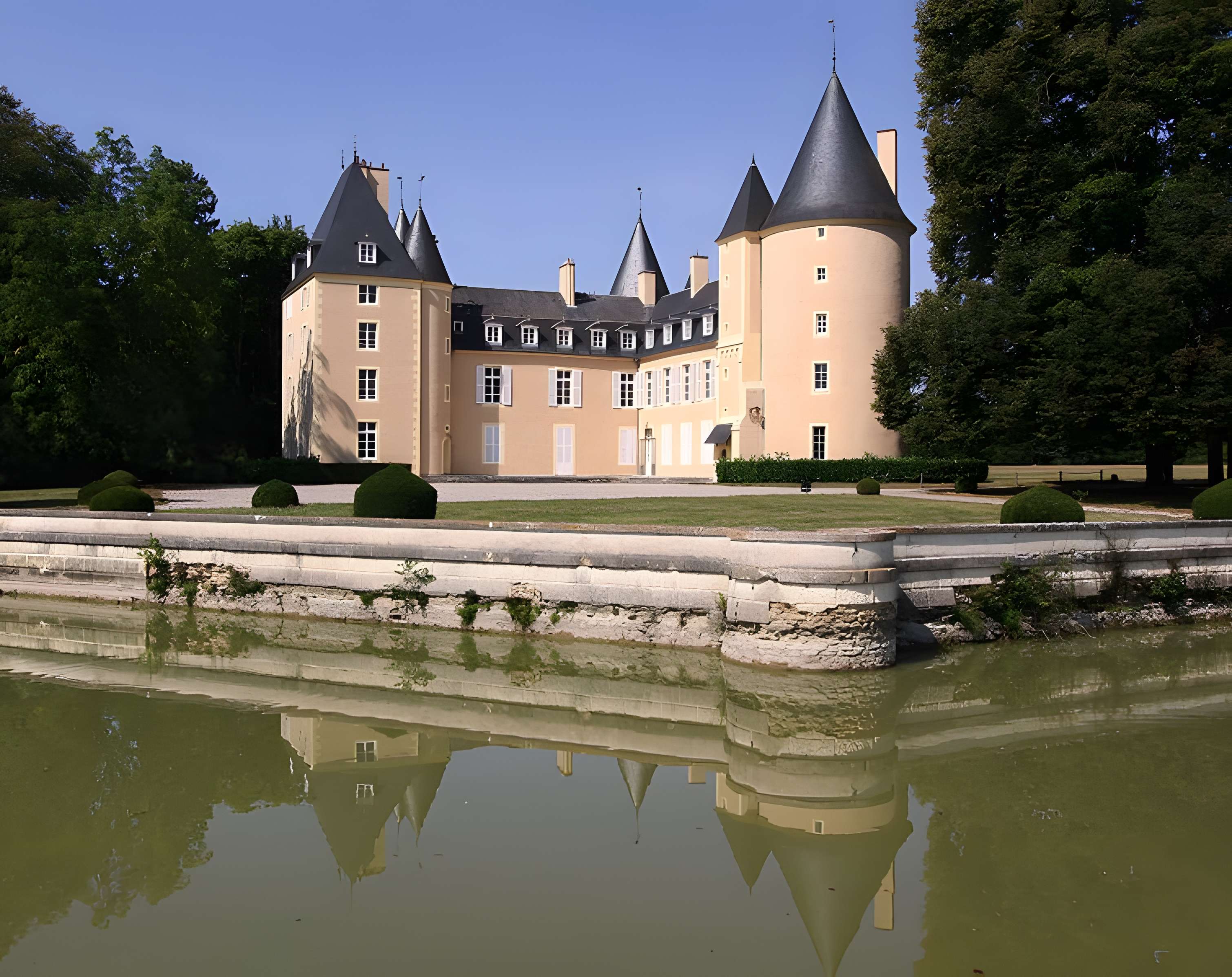 Château de la Forêt à Thaumiers 