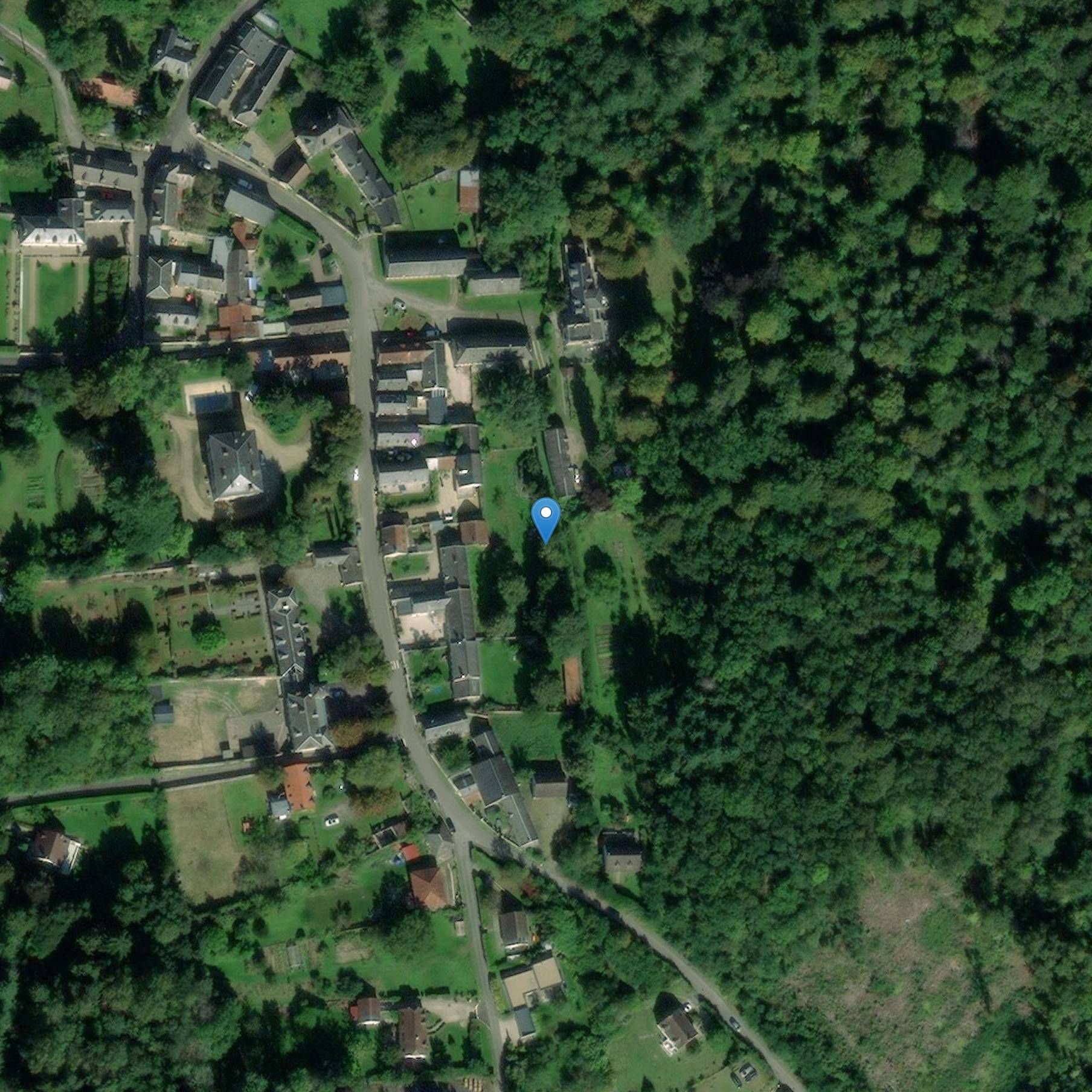 Photo de HedouvilleとCuzeyの収穫機