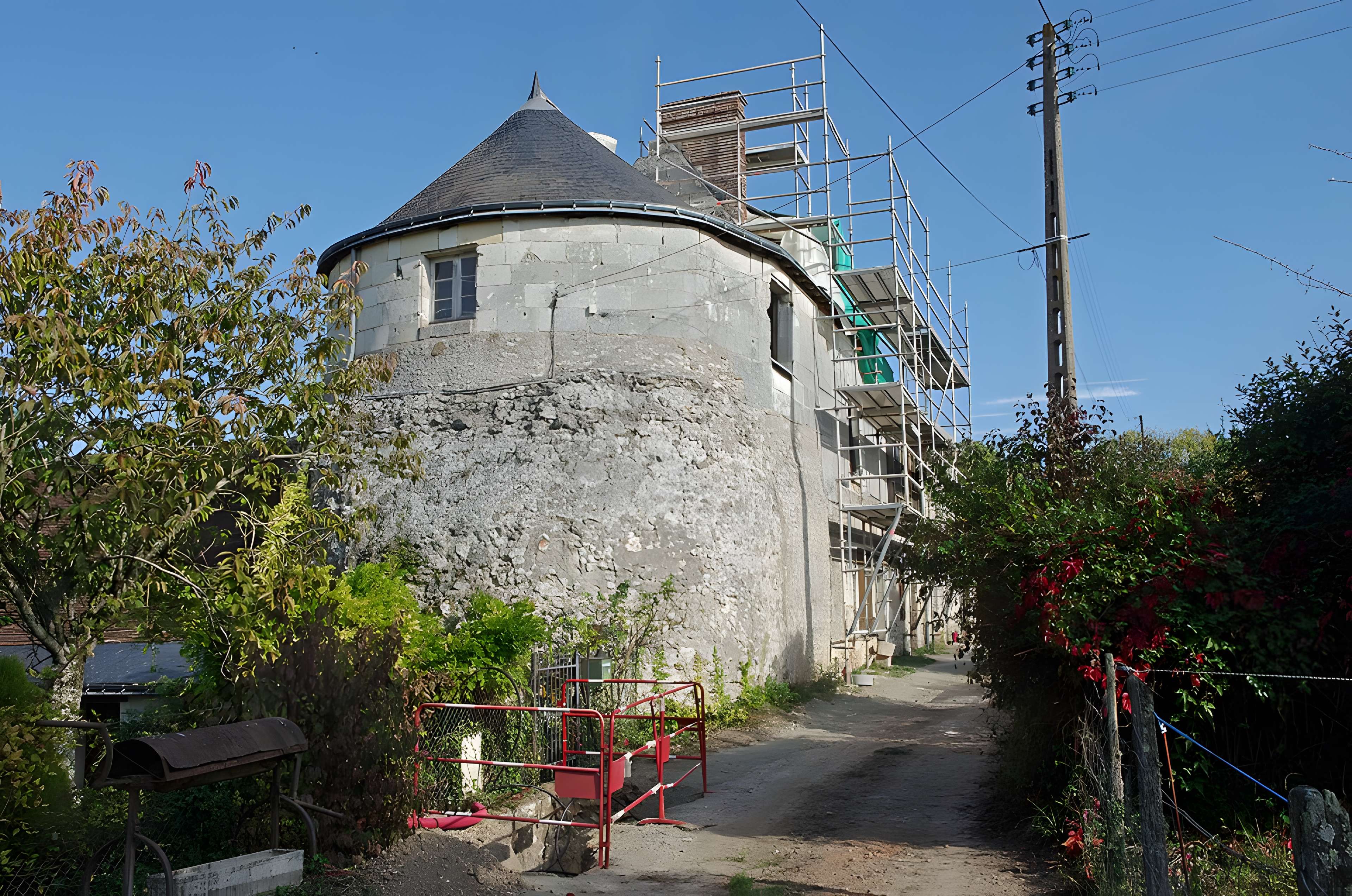 Vestiges du castellum romain de Larçay