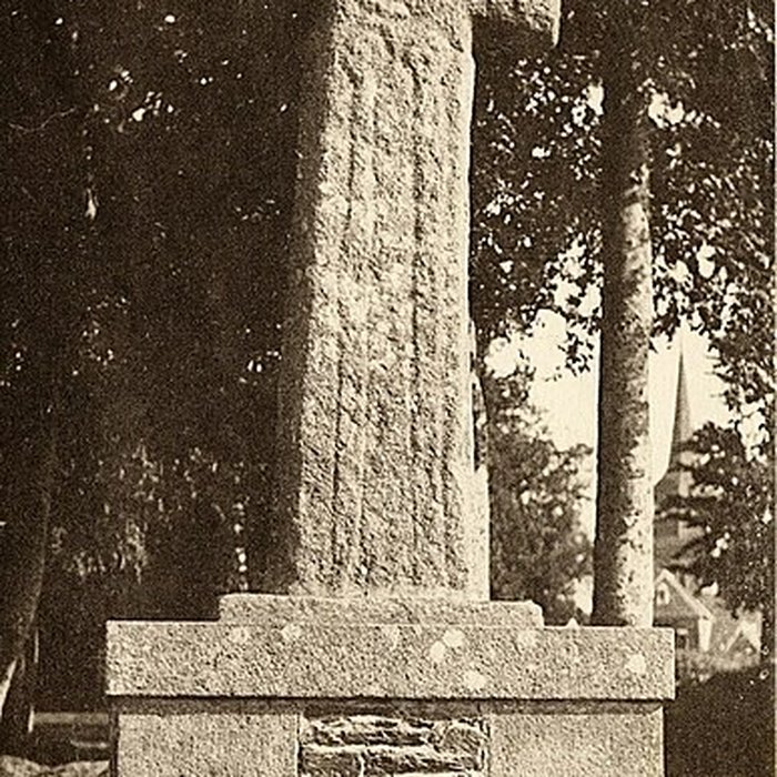 Photo de Vieille croix de Plérin