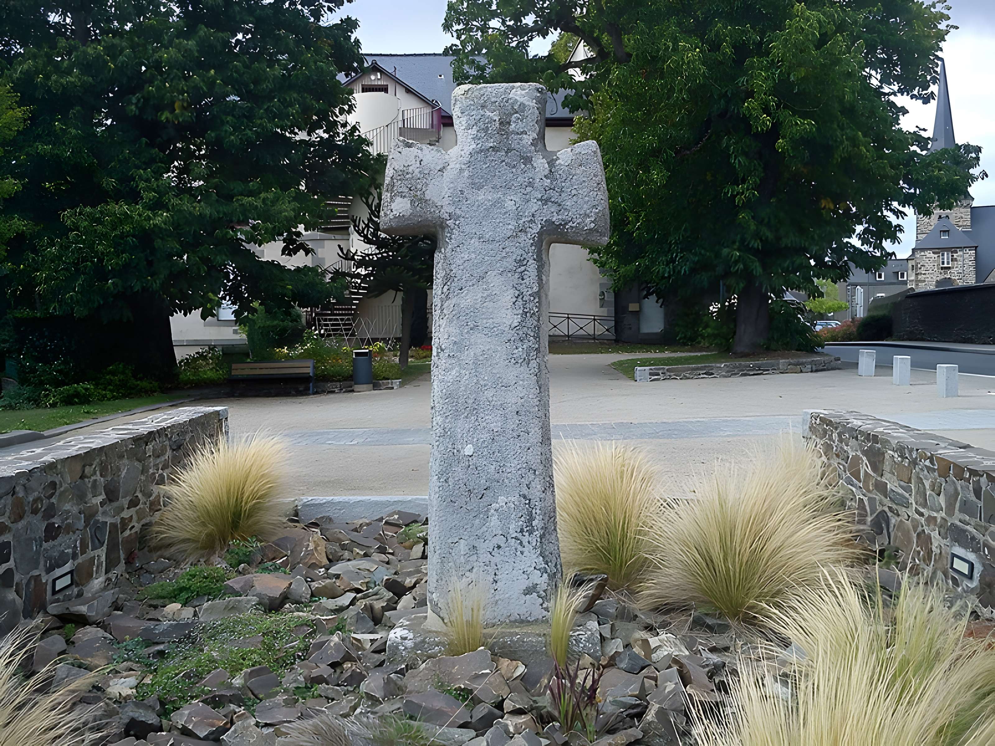 Vieille croix de Plérin