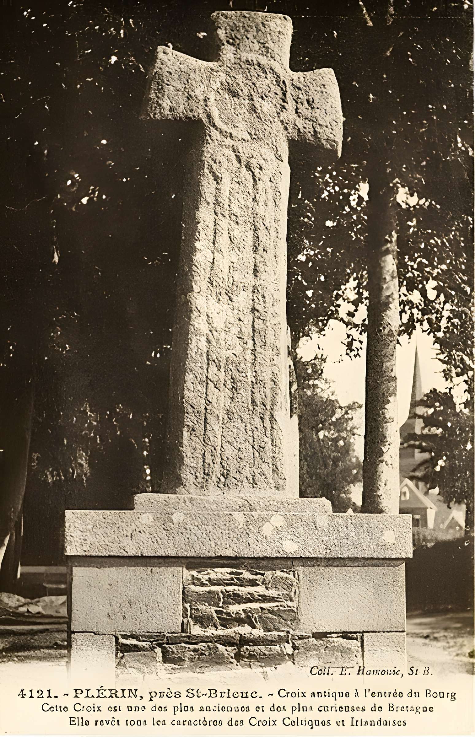 Vieille croix de Plérin