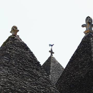 Vieux château de Saint-Geniès