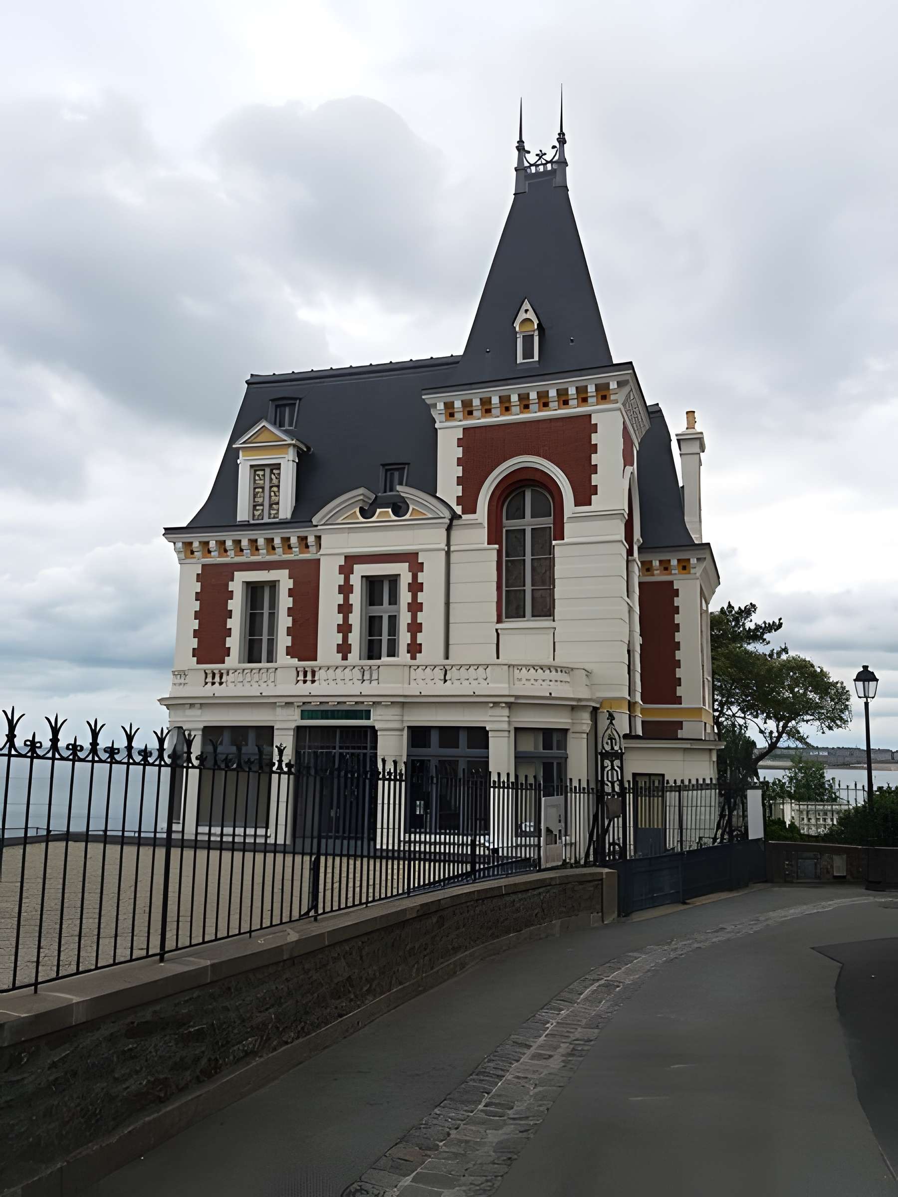 Villa Les Roches Brunes à Dinard