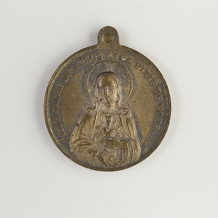 Photo de Basilique du Sacré-Coeur, ses annexes et le square Louise-Michel