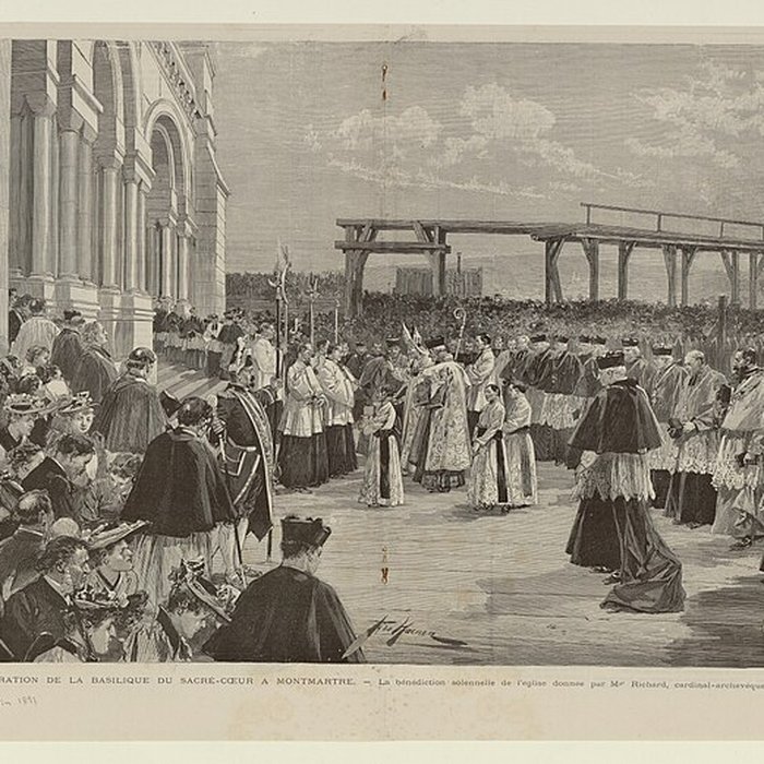 Photo de Basilique du Sacré-Coeur, ses annexes et le square Louise-Michel