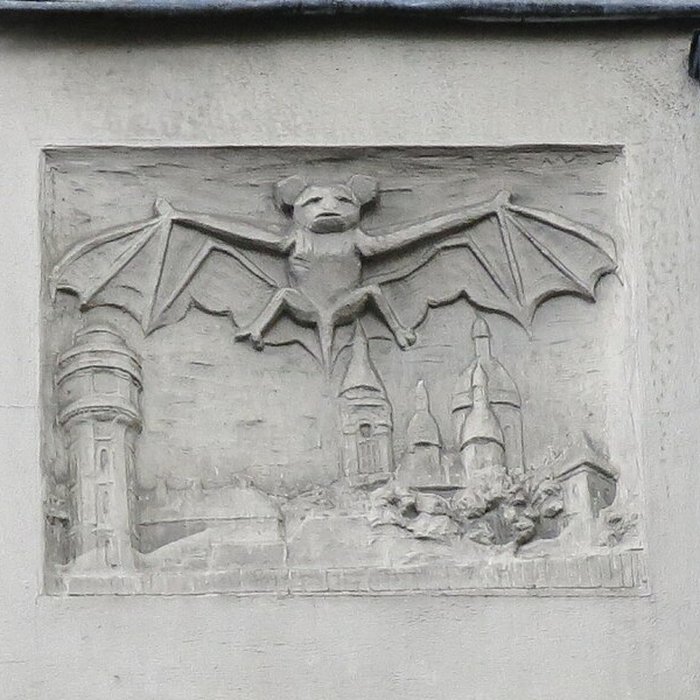 Photo de Basilique du Sacré-Coeur, ses annexes et le square Louise-Michel