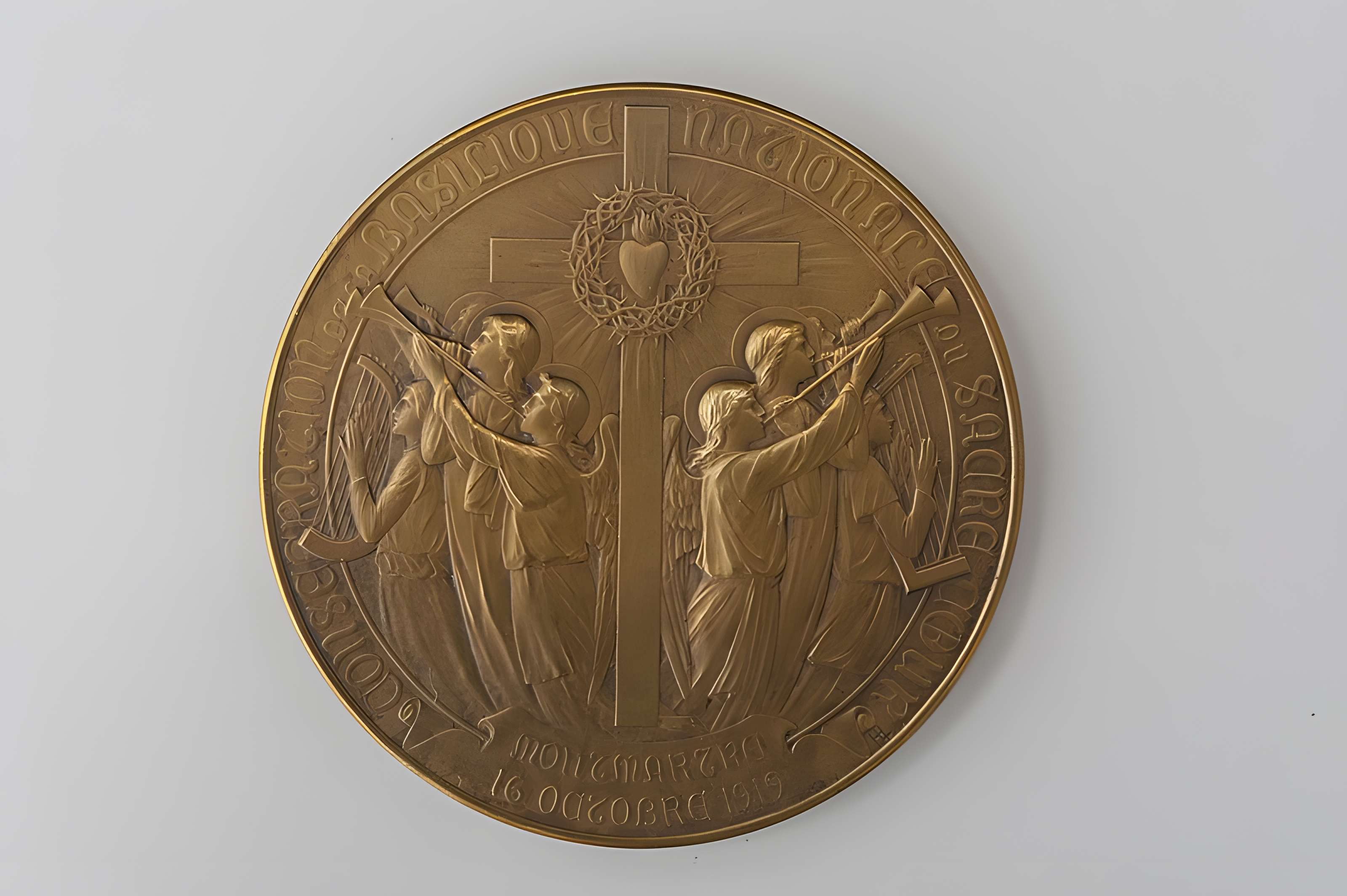 Basilique du Sacré-Coeur, ses annexes et le square Louise-Michel