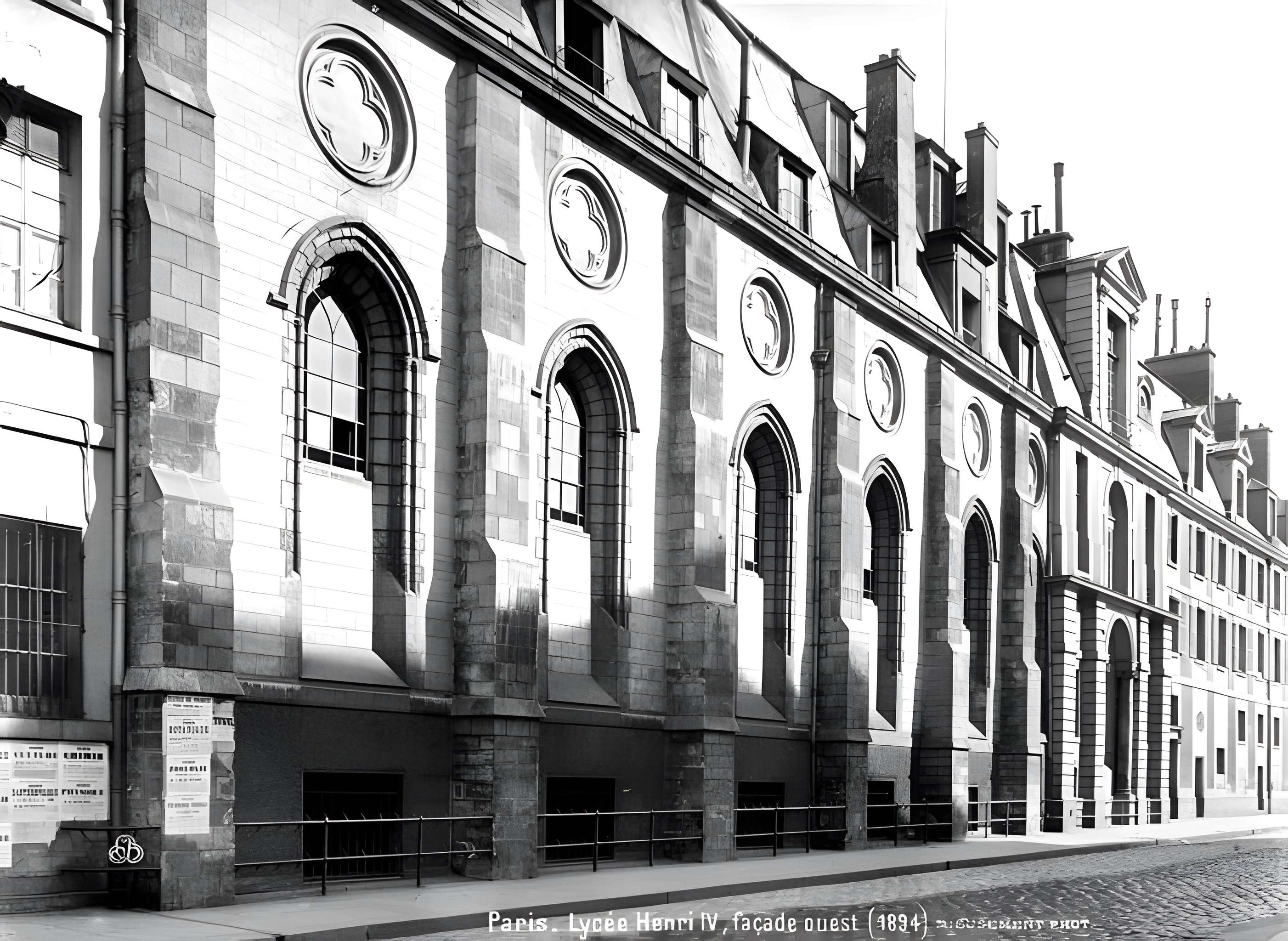 Ancienne abbaye Sainte-Geneviève, actuel lycée Henri IV