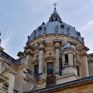 Ancienne abbaye du Val-de-Grâce, puis hôpital militaire