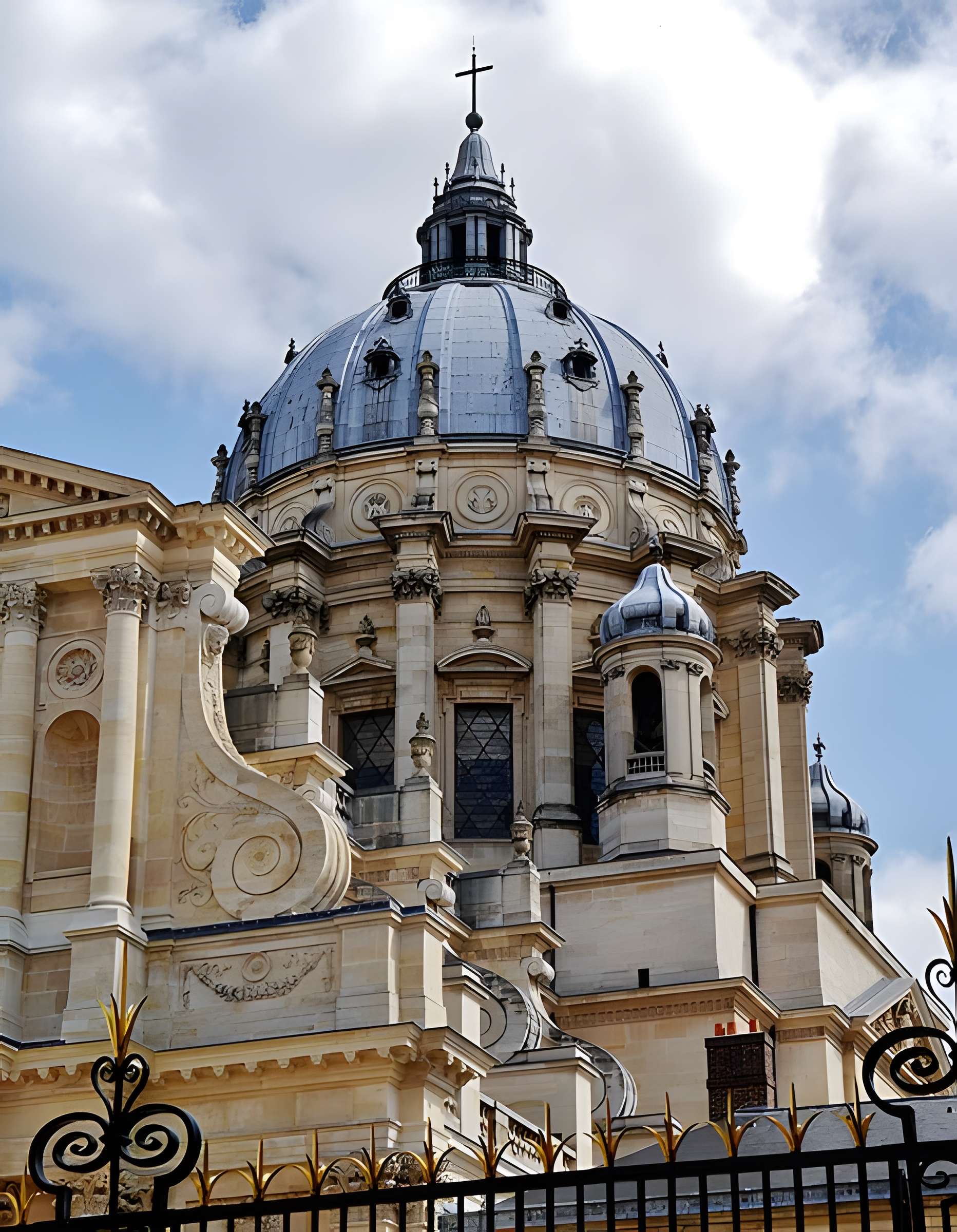 Ancienne abbaye du Val-de-Grâce, puis hôpital militaire