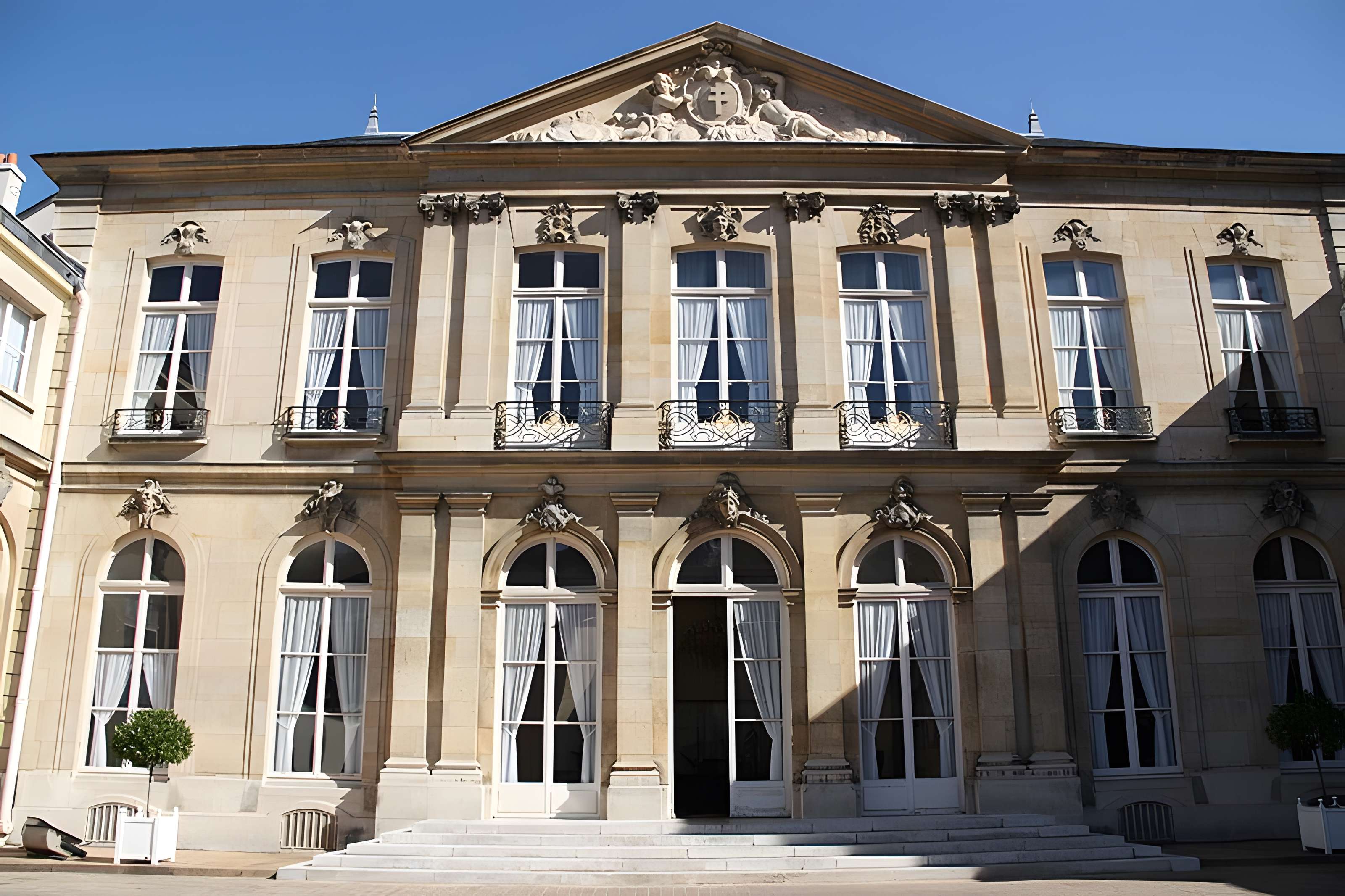 Ancienne abbaye de Penthemont, actuellement ministère des anciens combattants