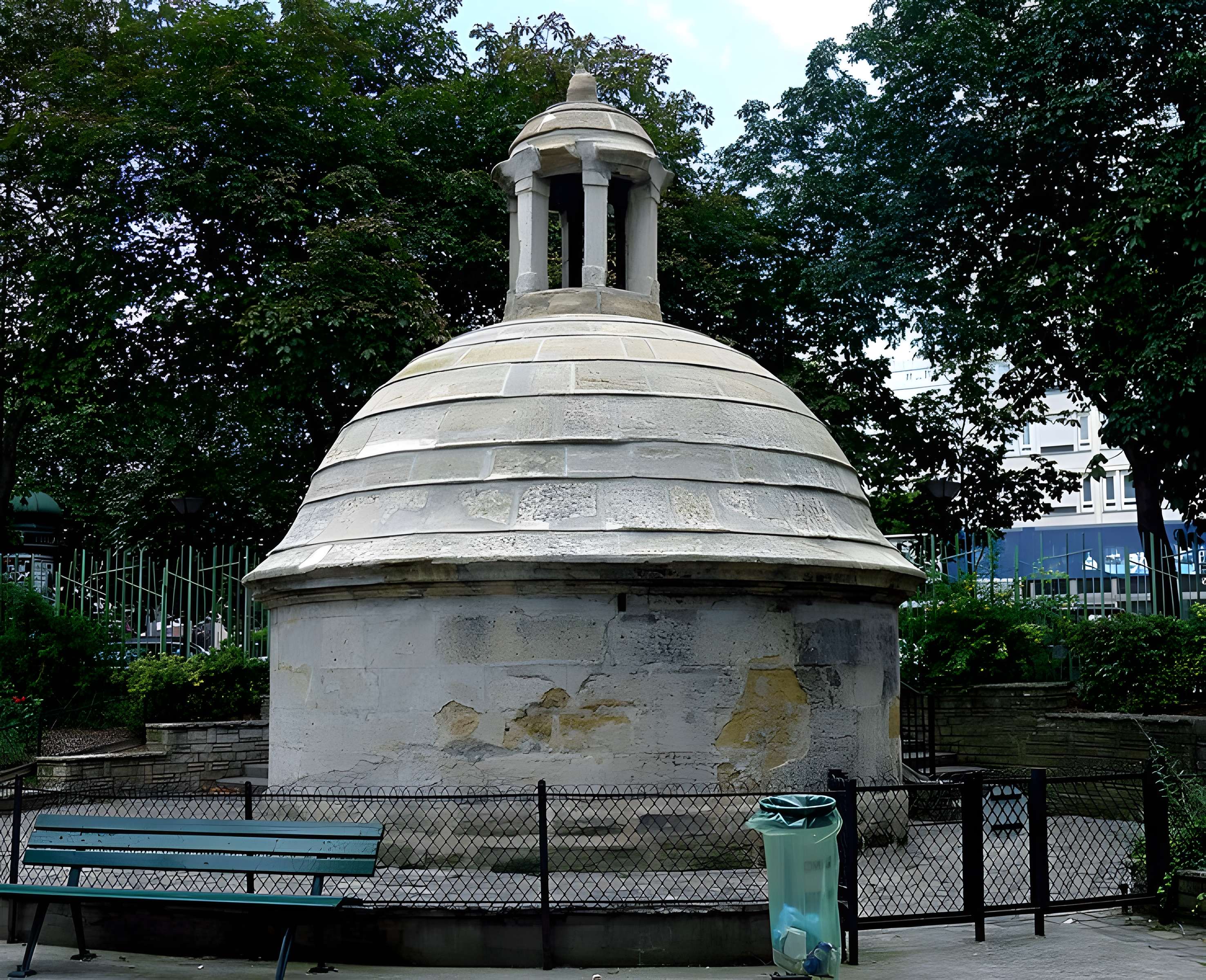 Eaux de Belleville : Regard Lecouteux