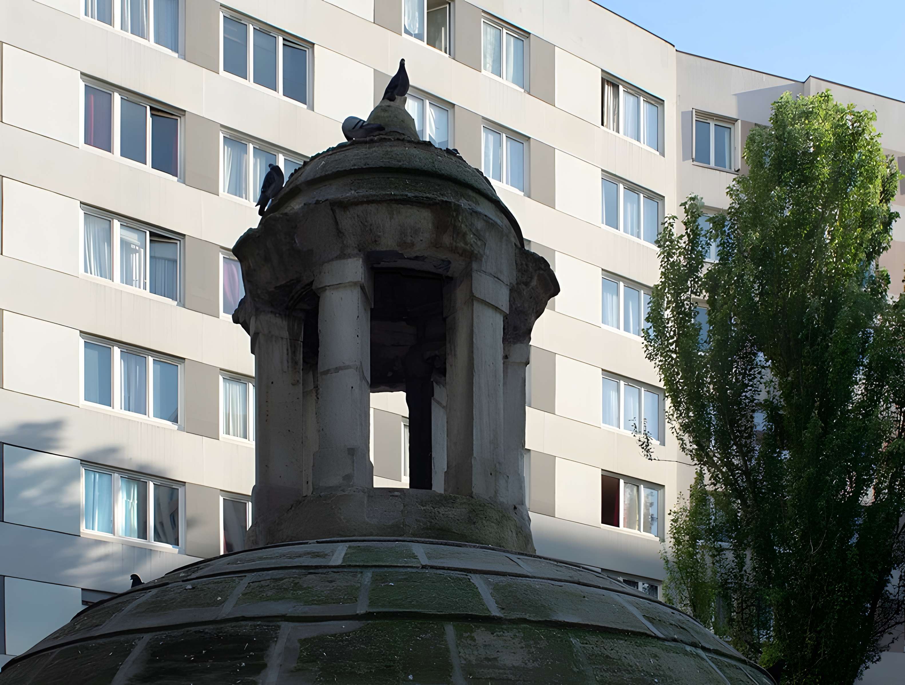 Eaux de Belleville : Regard Lecouteux