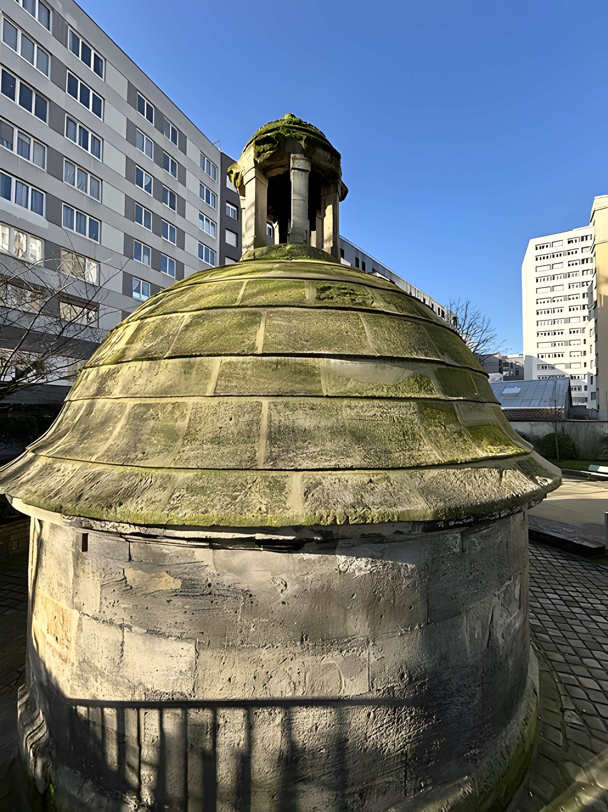 Eaux de Belleville : Regard Lecouteux