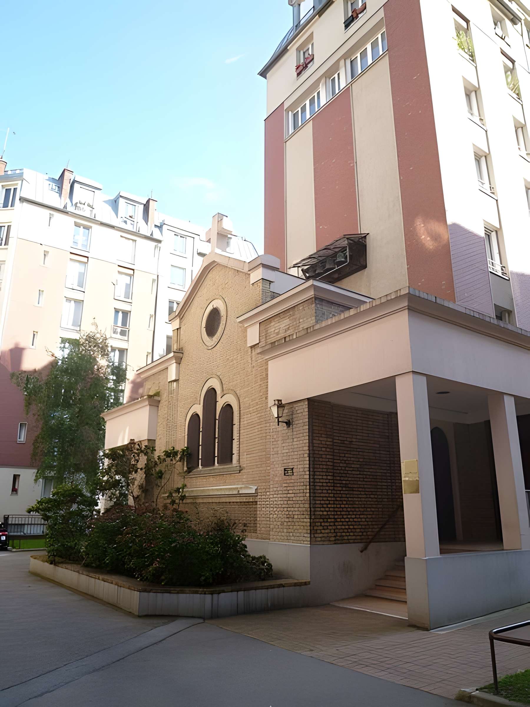 Chapelle Saint-Yves - Paris 14ème 