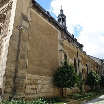 Église Sainte-Élisabeth-de-Hongrie à Paris