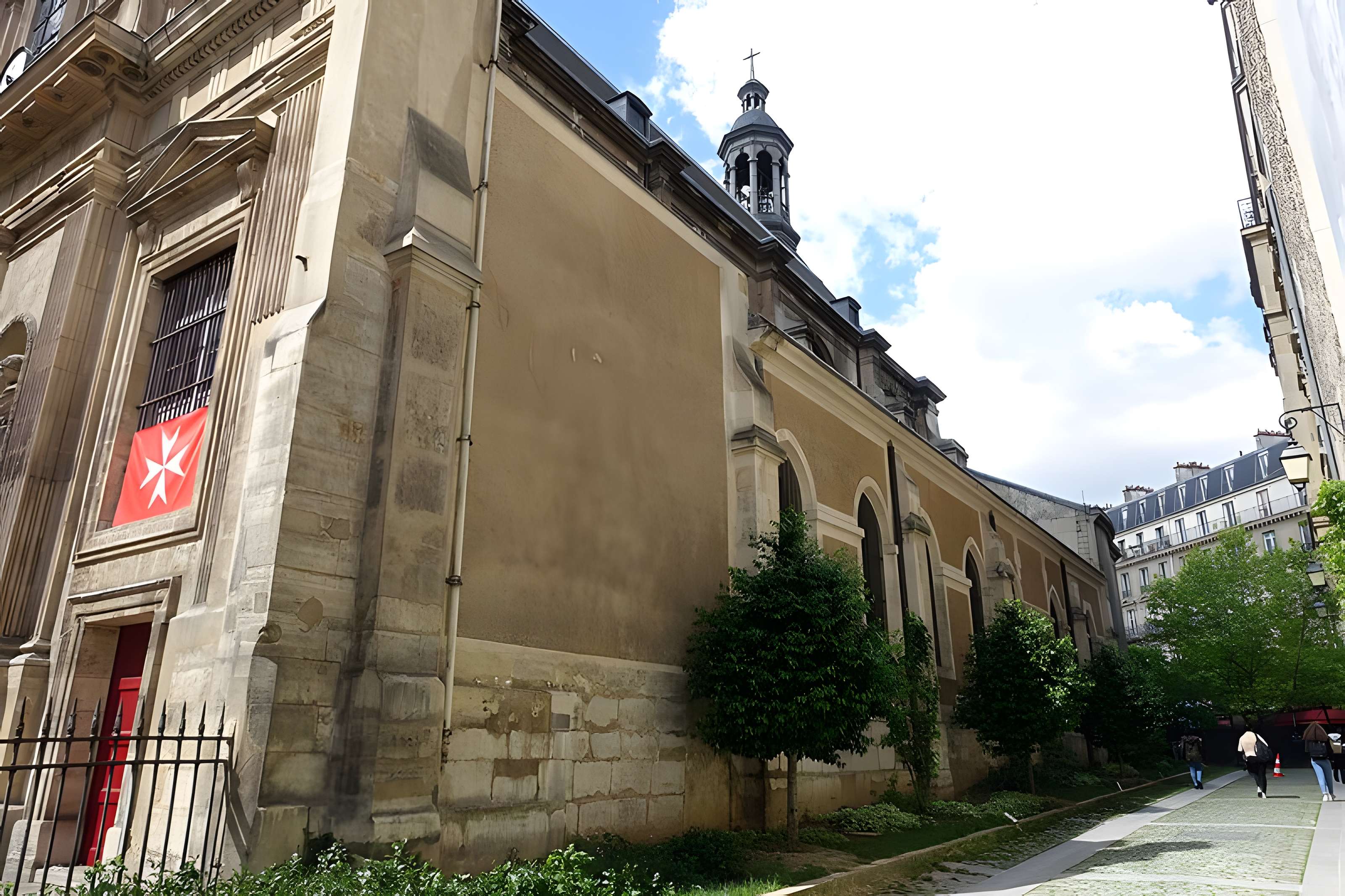 Église Sainte-Élisabeth-de-Hongrie à Paris