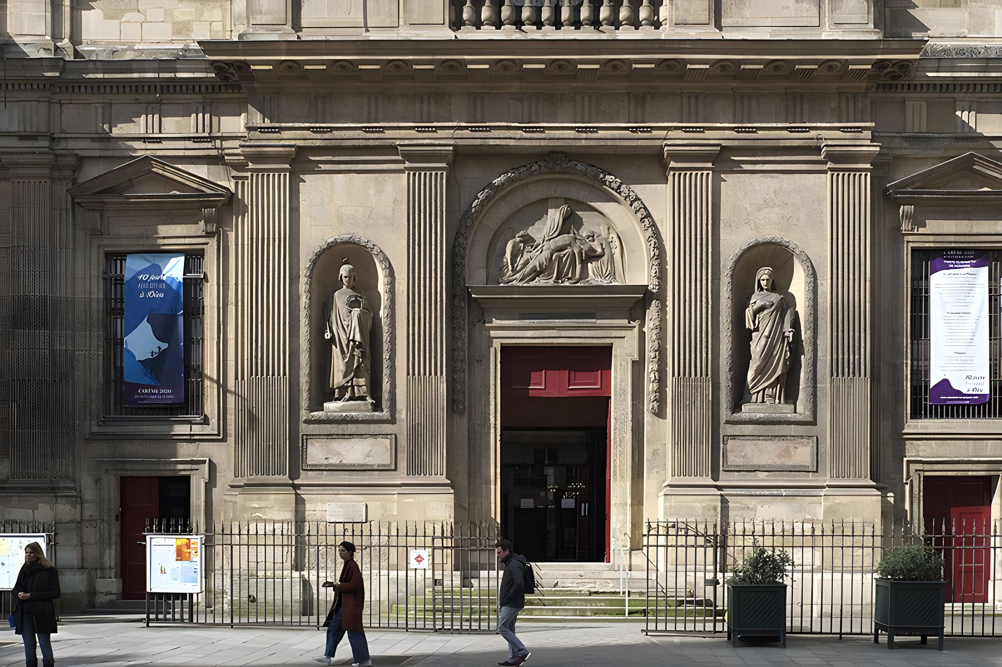 Église Sainte-Élisabeth-de-Hongrie à Paris