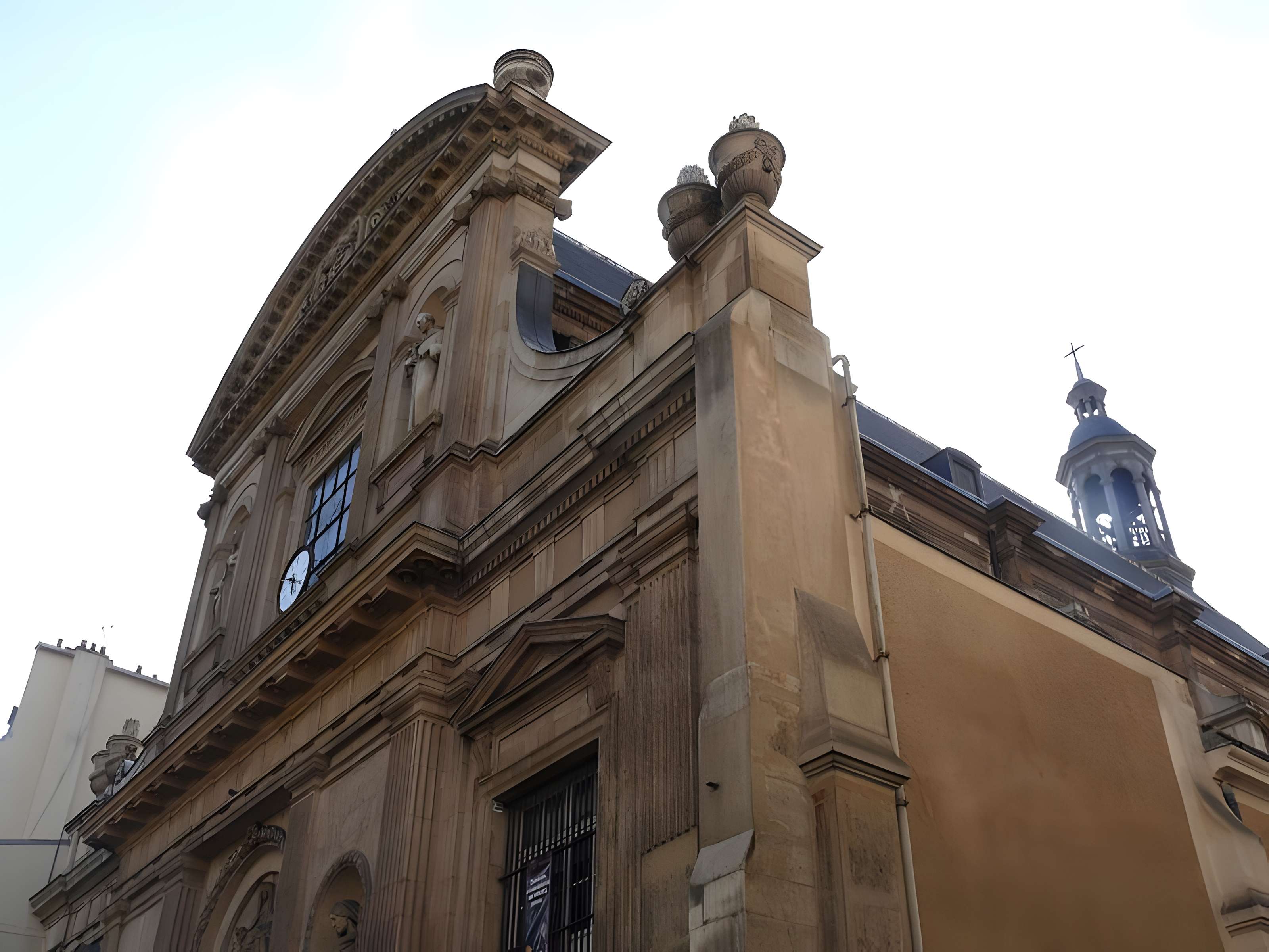 Église Sainte-Élisabeth-de-Hongrie à Paris
