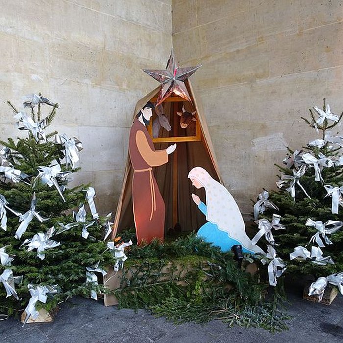 Photo de Église Saint-Pierre-du-Gros-Caillou à Paris
