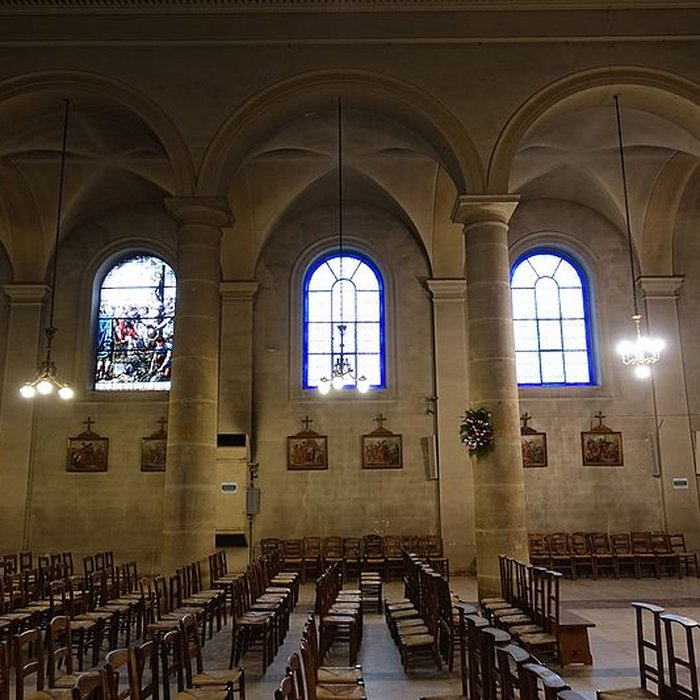 Photo de Église Saint-Pierre-du-Gros-Caillou à Paris